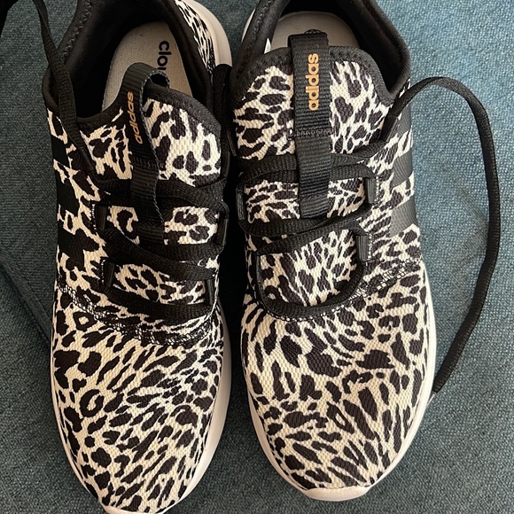 adidas Shoes - Adidas Cloudform Women Size 9.5